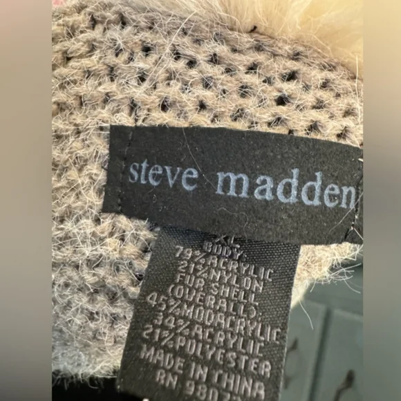 Steve Madden Fur Sweater Vest with Hidden Pockets XL - Picture 8 of 8